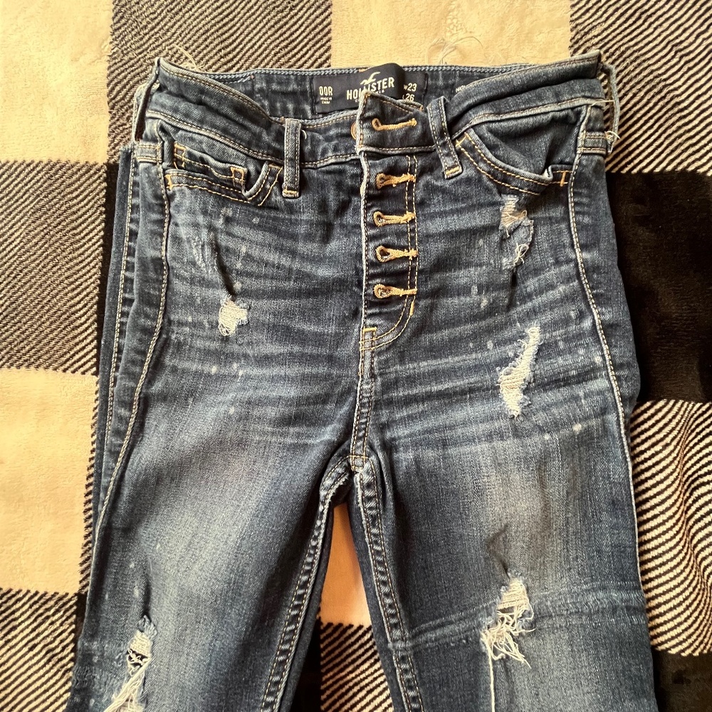 Hollister jeans